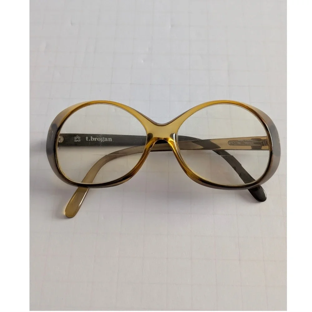 T. Brogan Optyl 8730-20 VTG Round Eyeglass Frame Amber Tortoise Germany 56-16